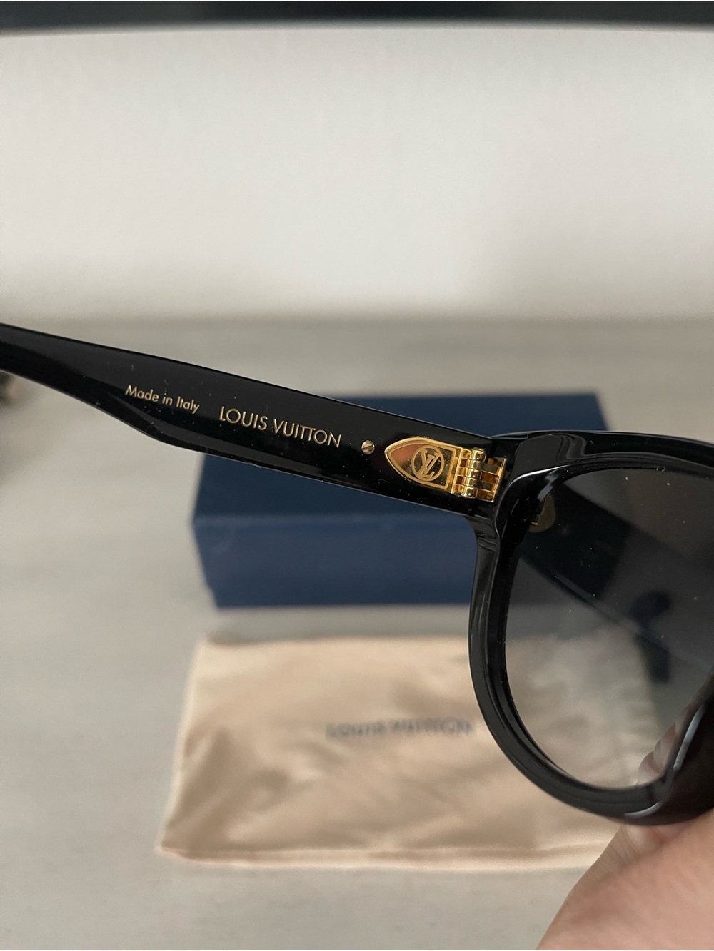 Louis Vuitton Black Frame Sunglasses with Gold Accents - Picture 4 of 5
